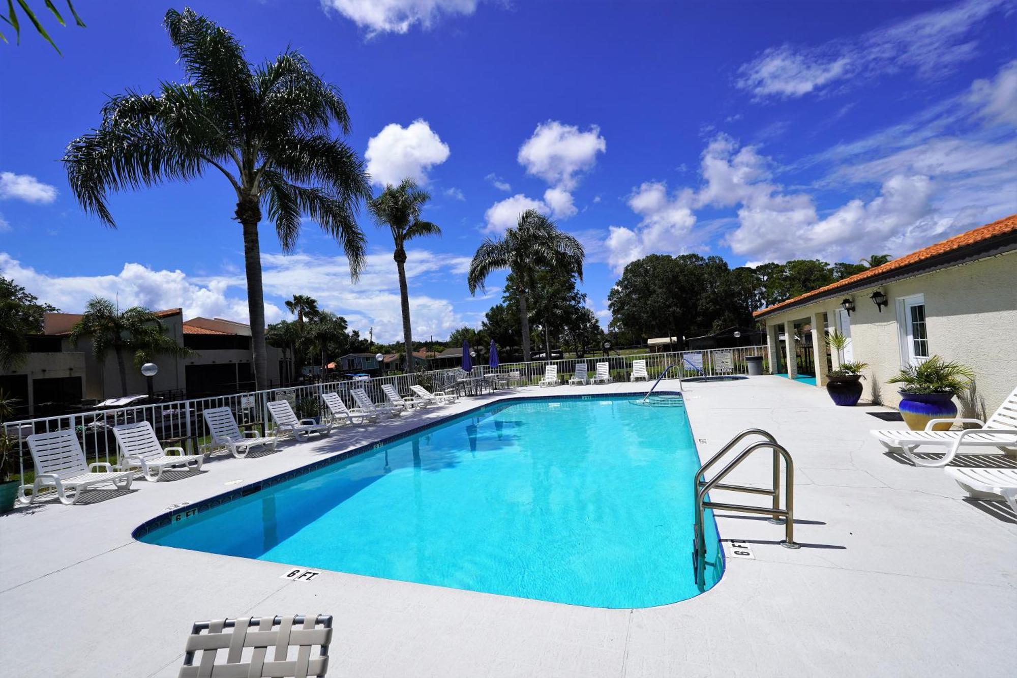 Florida Condos On Lake Tarpon Palm Harbor Eksteriør bilde